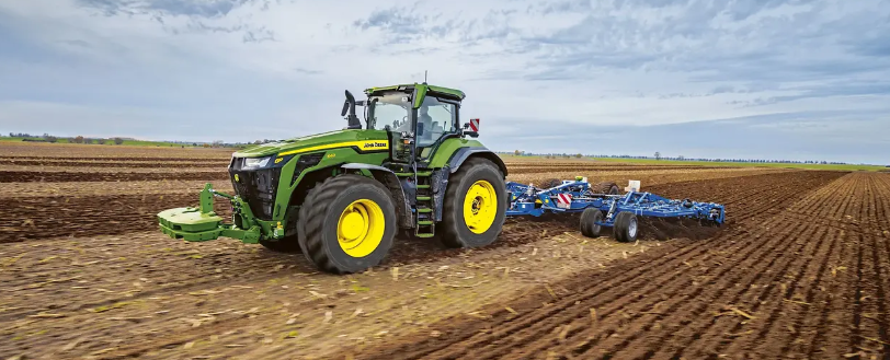 John Deere Expands 8R and 8RX Tractor Series